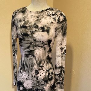 Jennifer Lopez Dress 💕mini long sleeve size XS. Never worn, new without tags💯